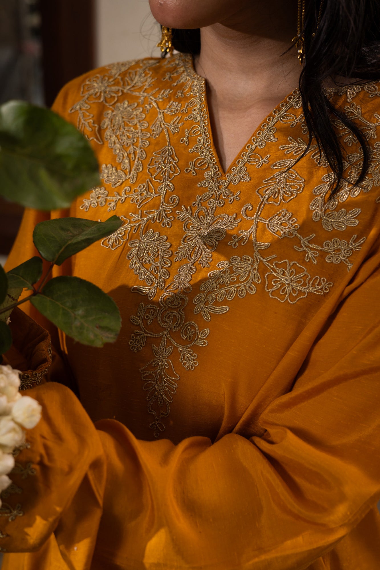 Amber Embroidered Set