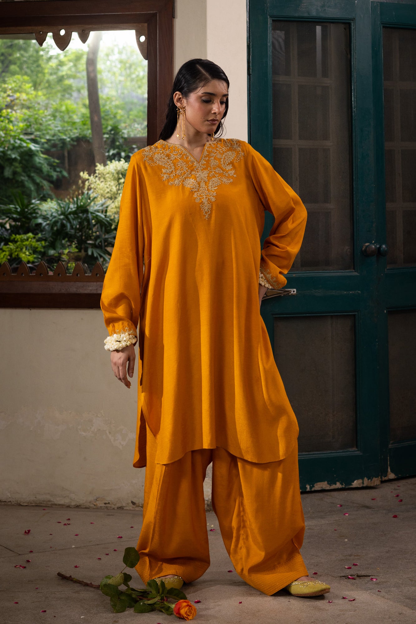 Amber Embroidered Set