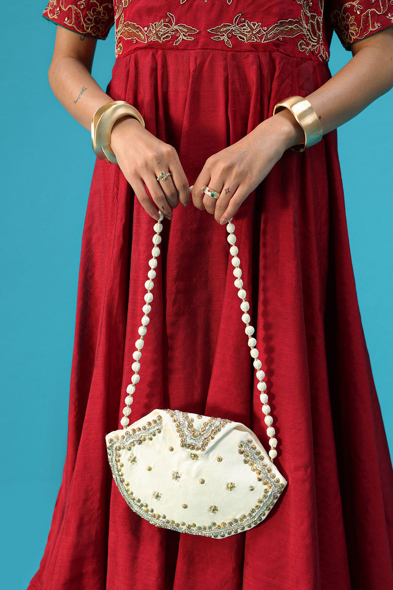 Embroidered Potli
