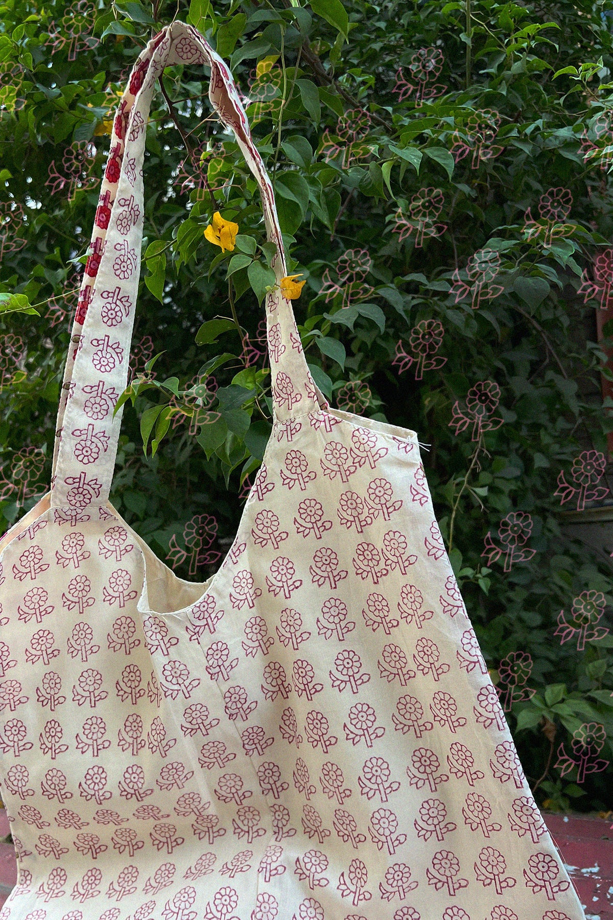 Phool Printed Tote Bag