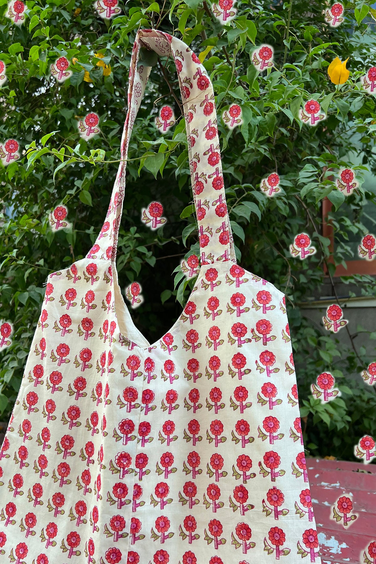 Phool Printed Tote Bag
