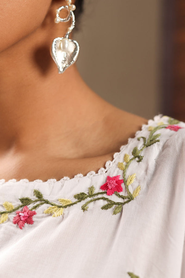 Hand-Detailed Tarkashi Set