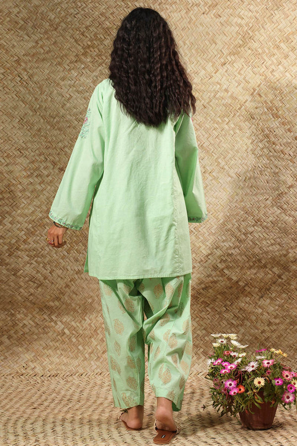 Hand-Crafted Mughal Art Set