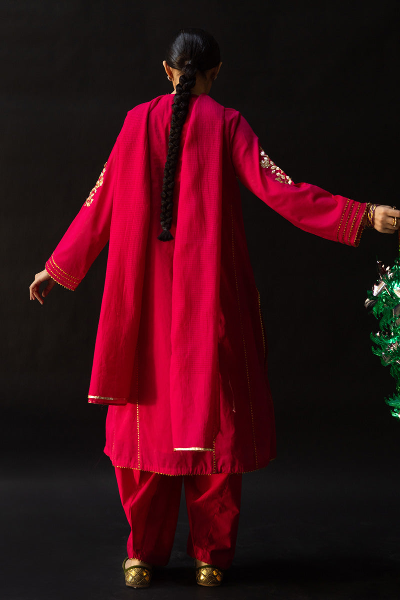 aatishigulabi