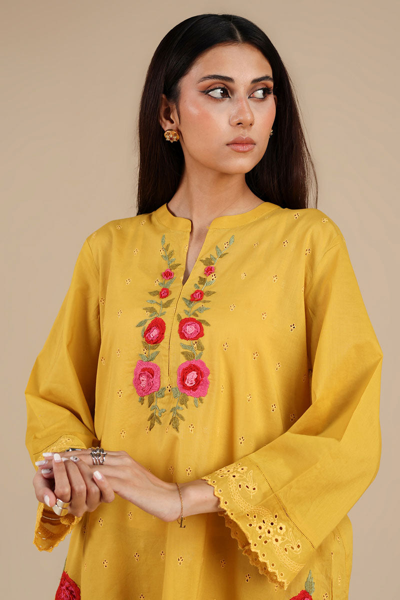 Embroidered Rosettes 3-Piece Suit