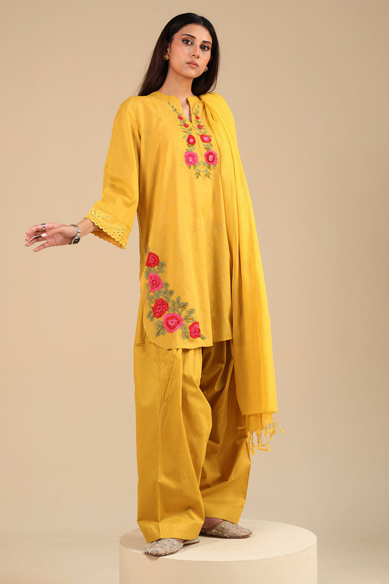 Embroidered Rosettes 3-Piece Suit