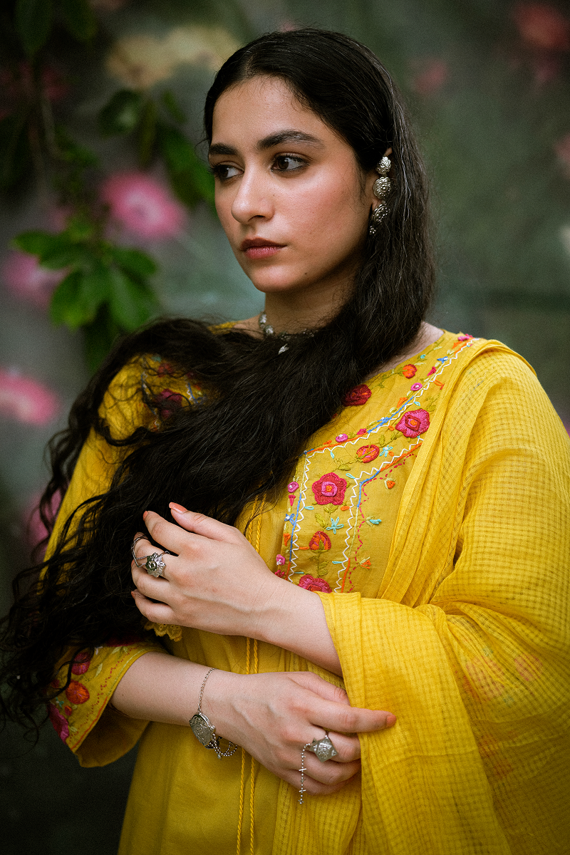 Hand-Crafted Rosettes Reverie Ensemble