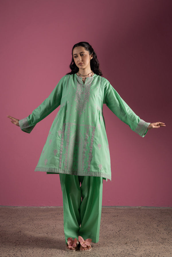 Nazakat Embroidered Set