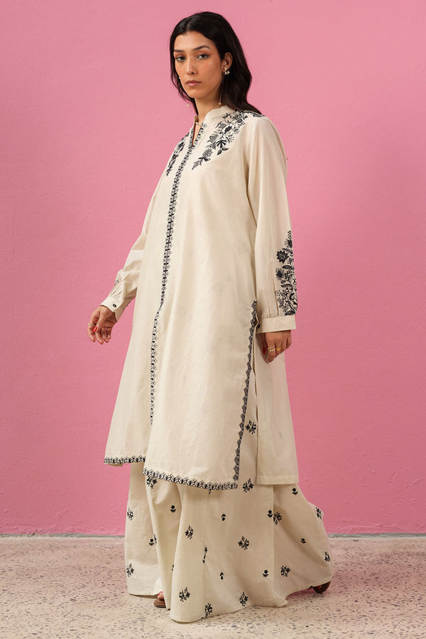 Embroidered Ivory Ink Set