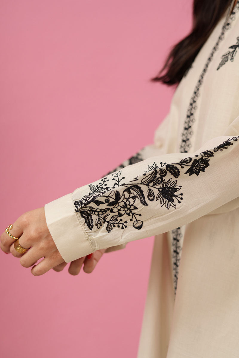 Embroidered Ivory Ink Set