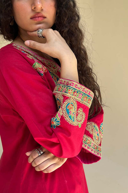 Embroidered Gulnar Set