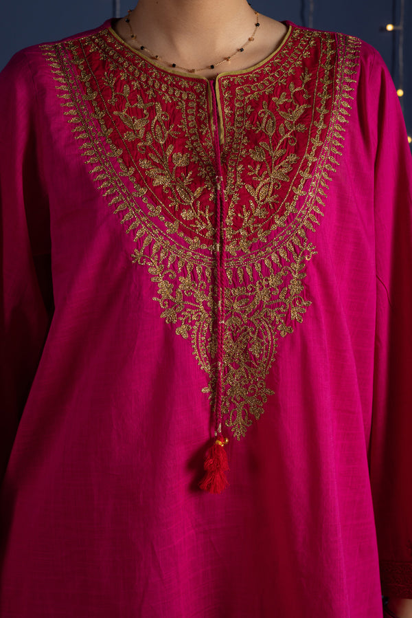 Gold Embroidered Tales Set