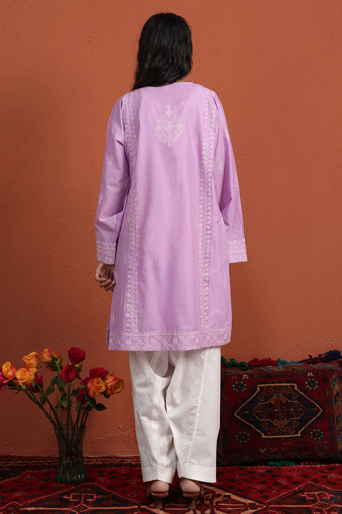 Paisely Embroidered Kurta