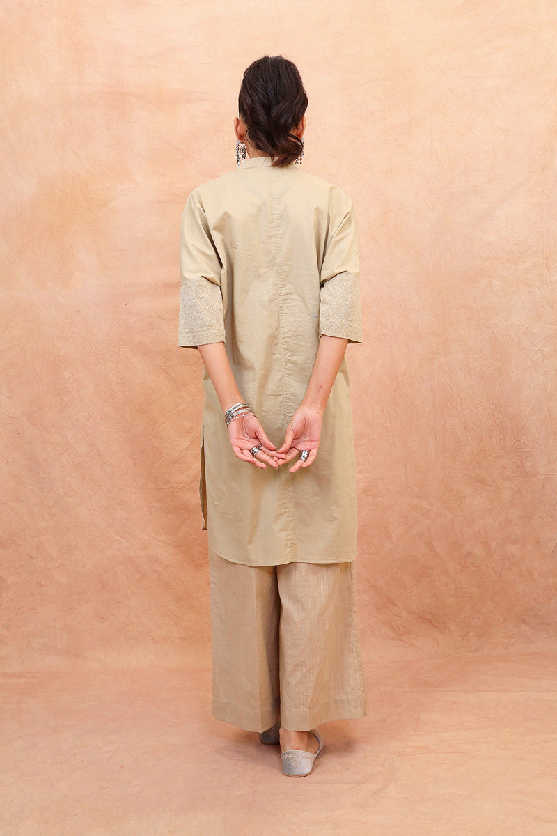 beige