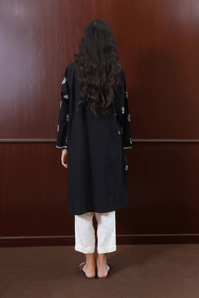 N K R Embroidered Kurta