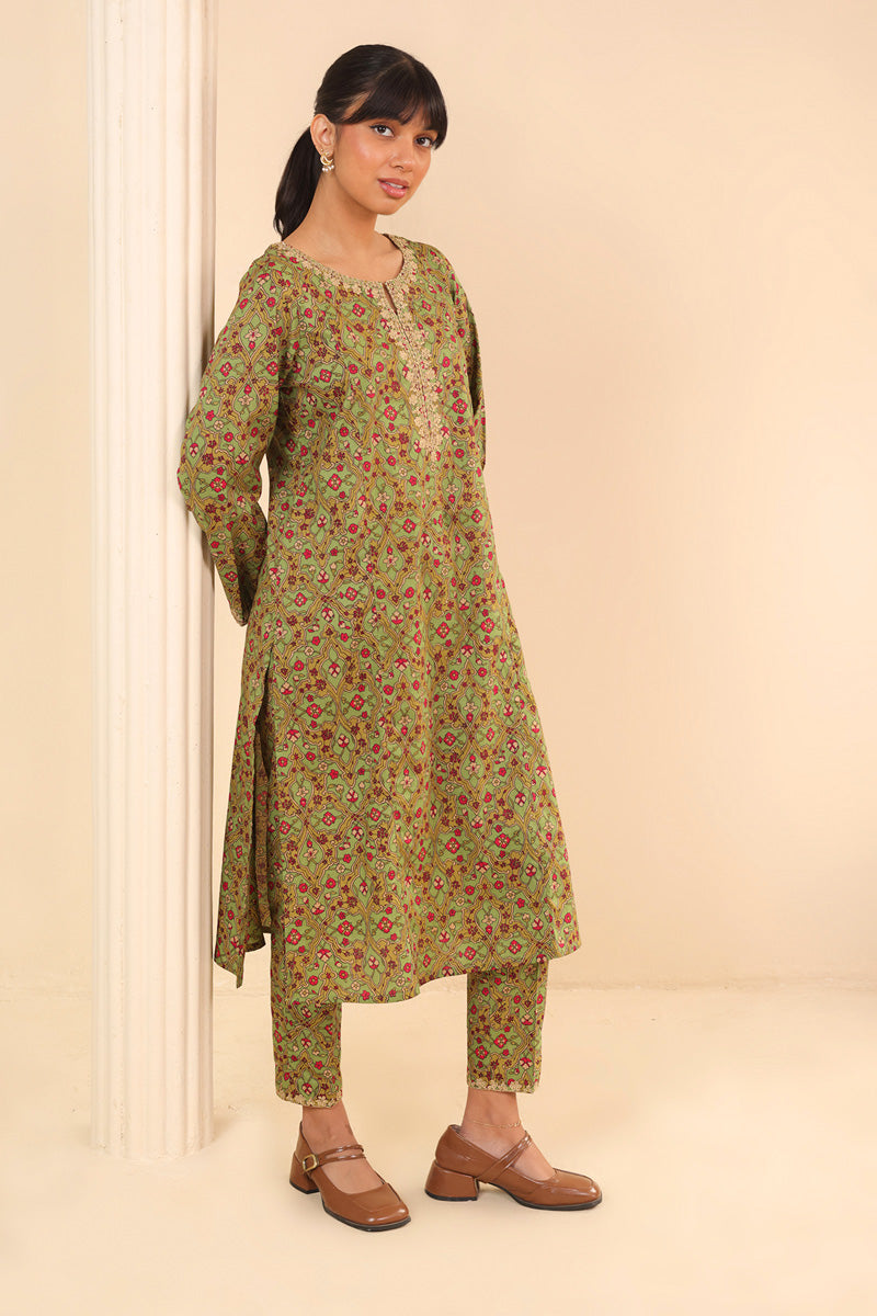 Persian 2-Piece Embroidered Suit