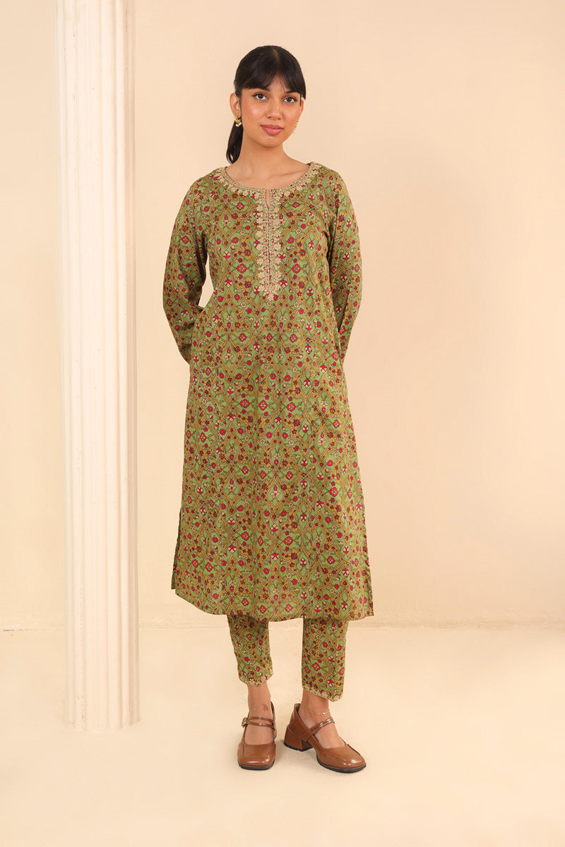 Persian 2-Piece Embroidered Suit