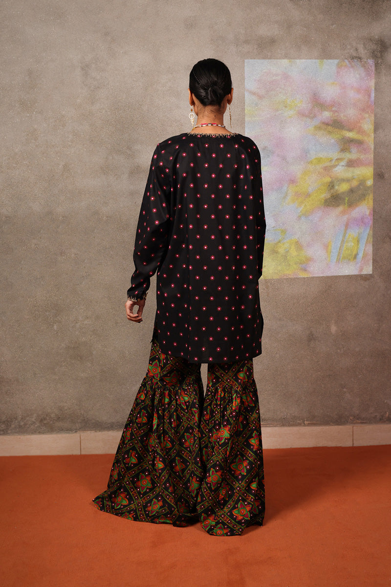 Kutch Kahani Artful Wear