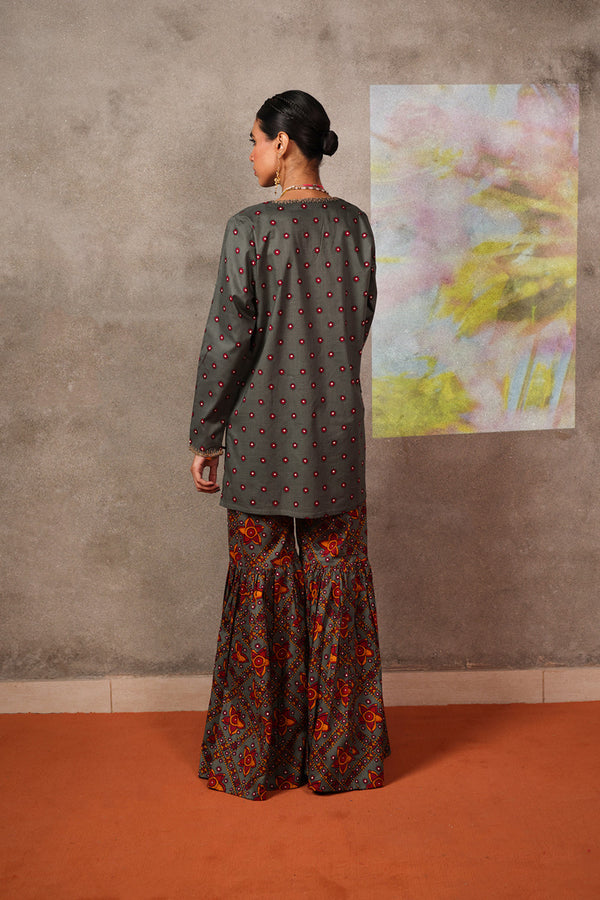 Kutch Kahani Artful Wear