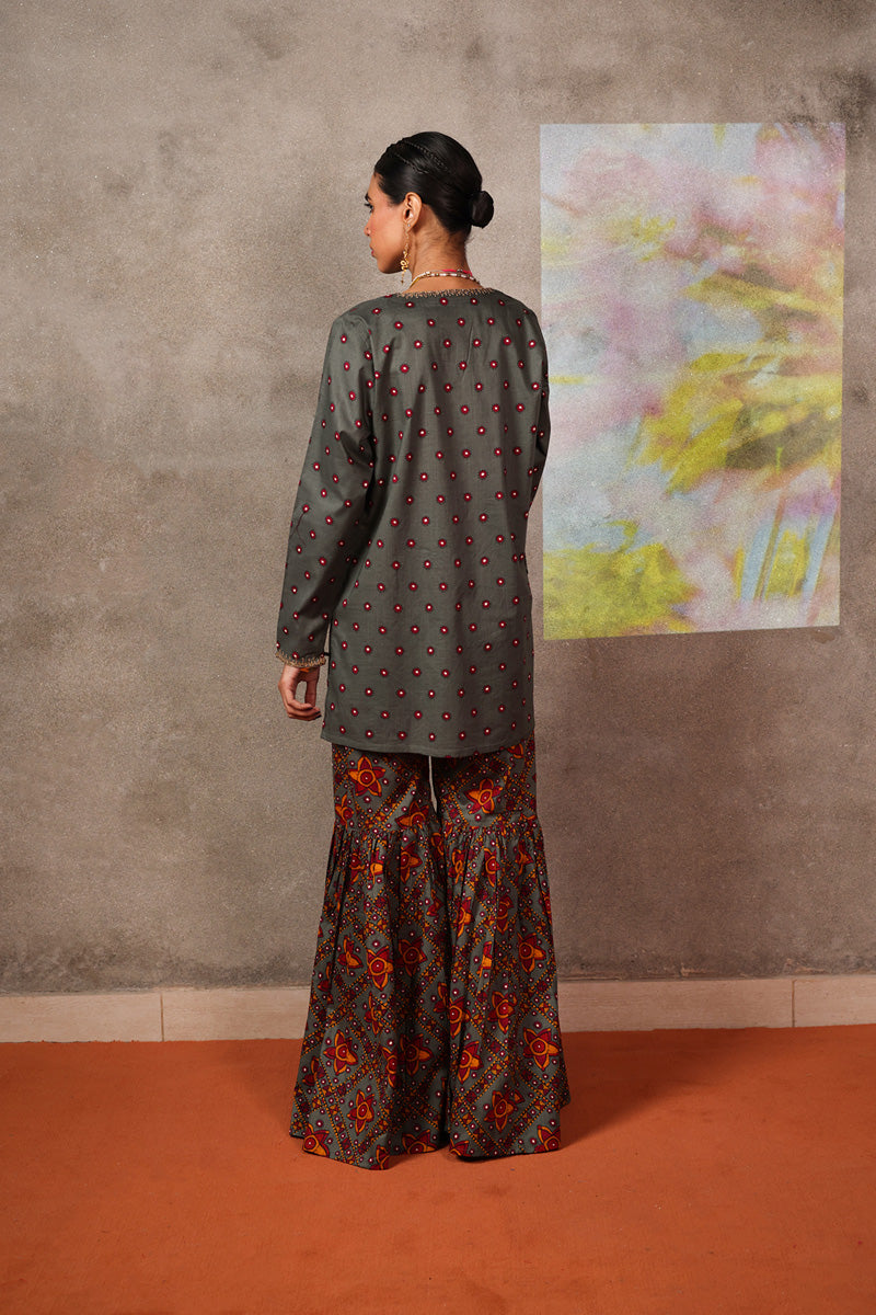 Kutch Kahani Artful Wear