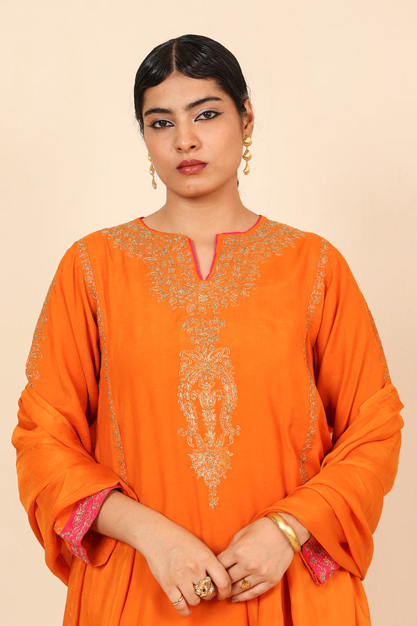 Dilkash Bahar Bano 3 Piece Suit