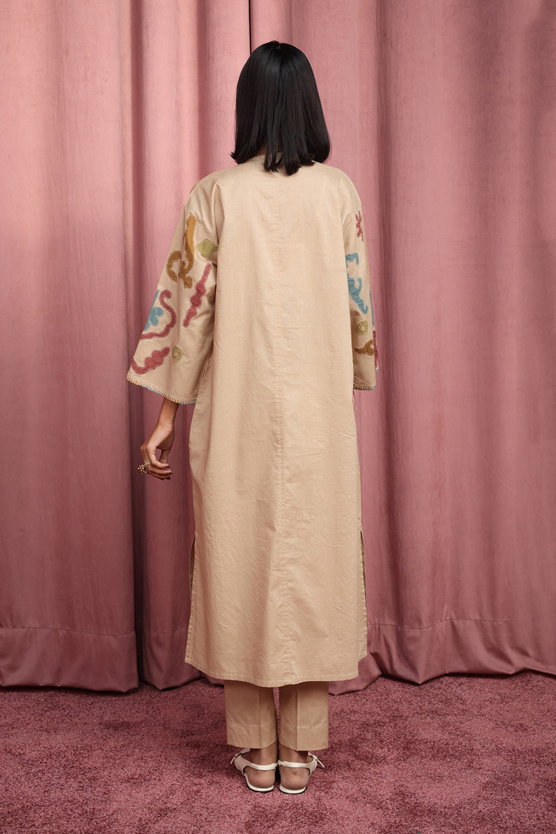 beige