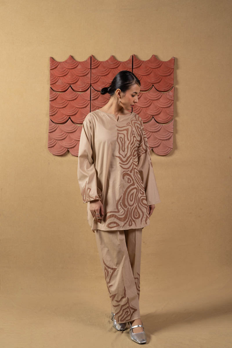 beige
