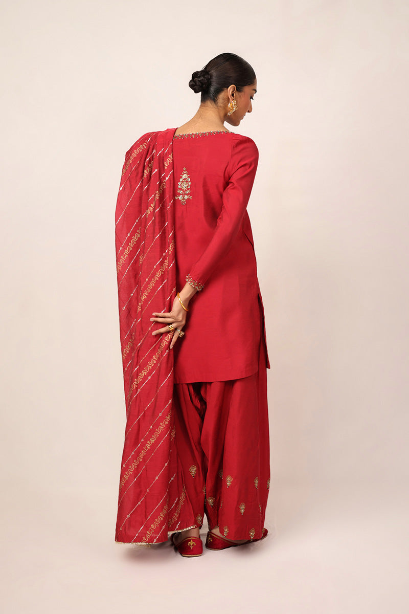 Chaand Baali Ruby Suit