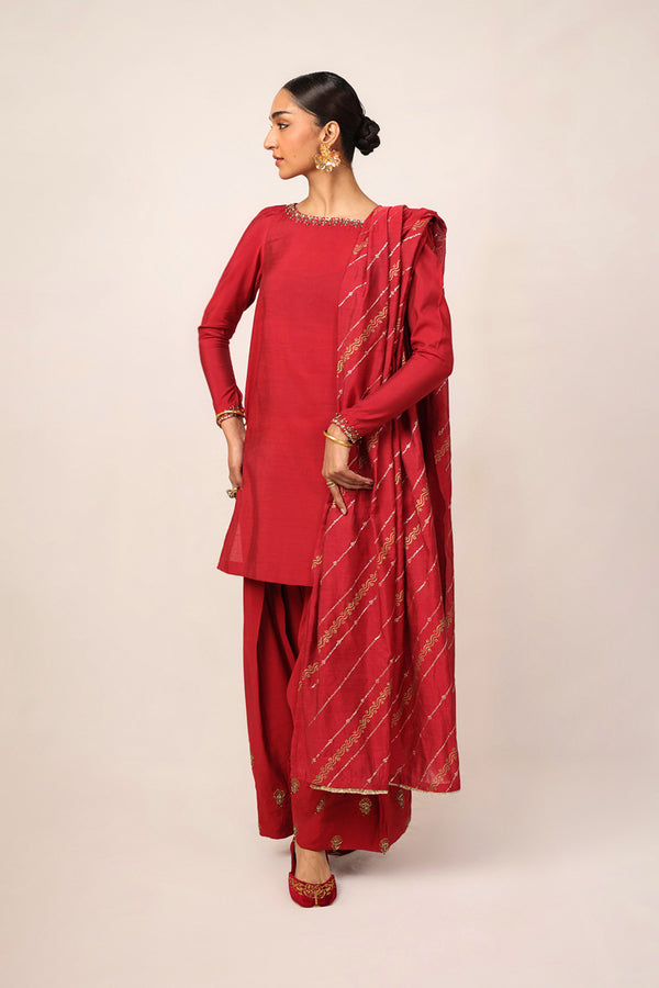 Chaand Baali Ruby Suit