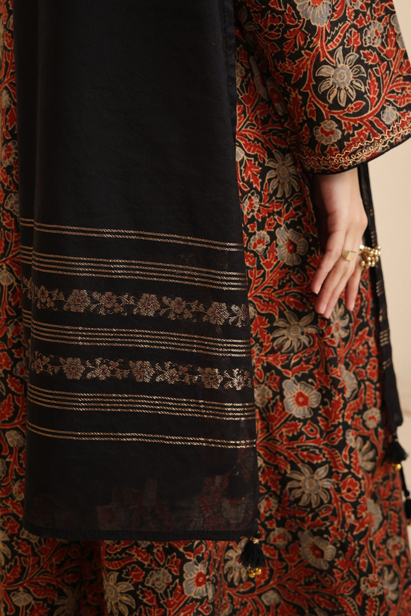 Naqsh Dupatta