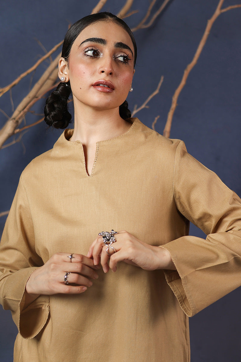 beige