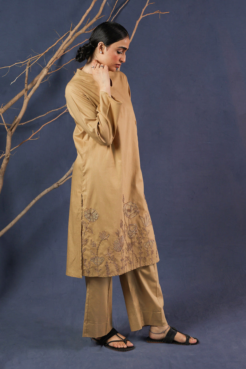 beige