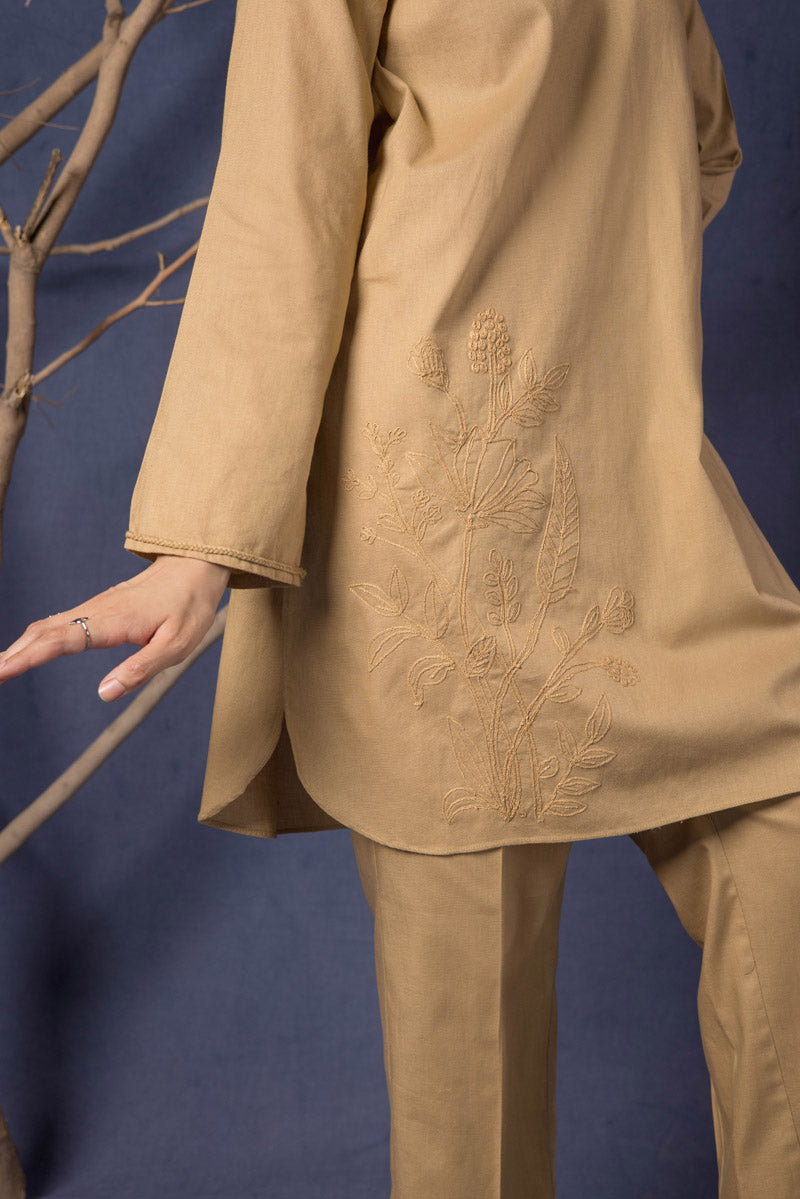 beige