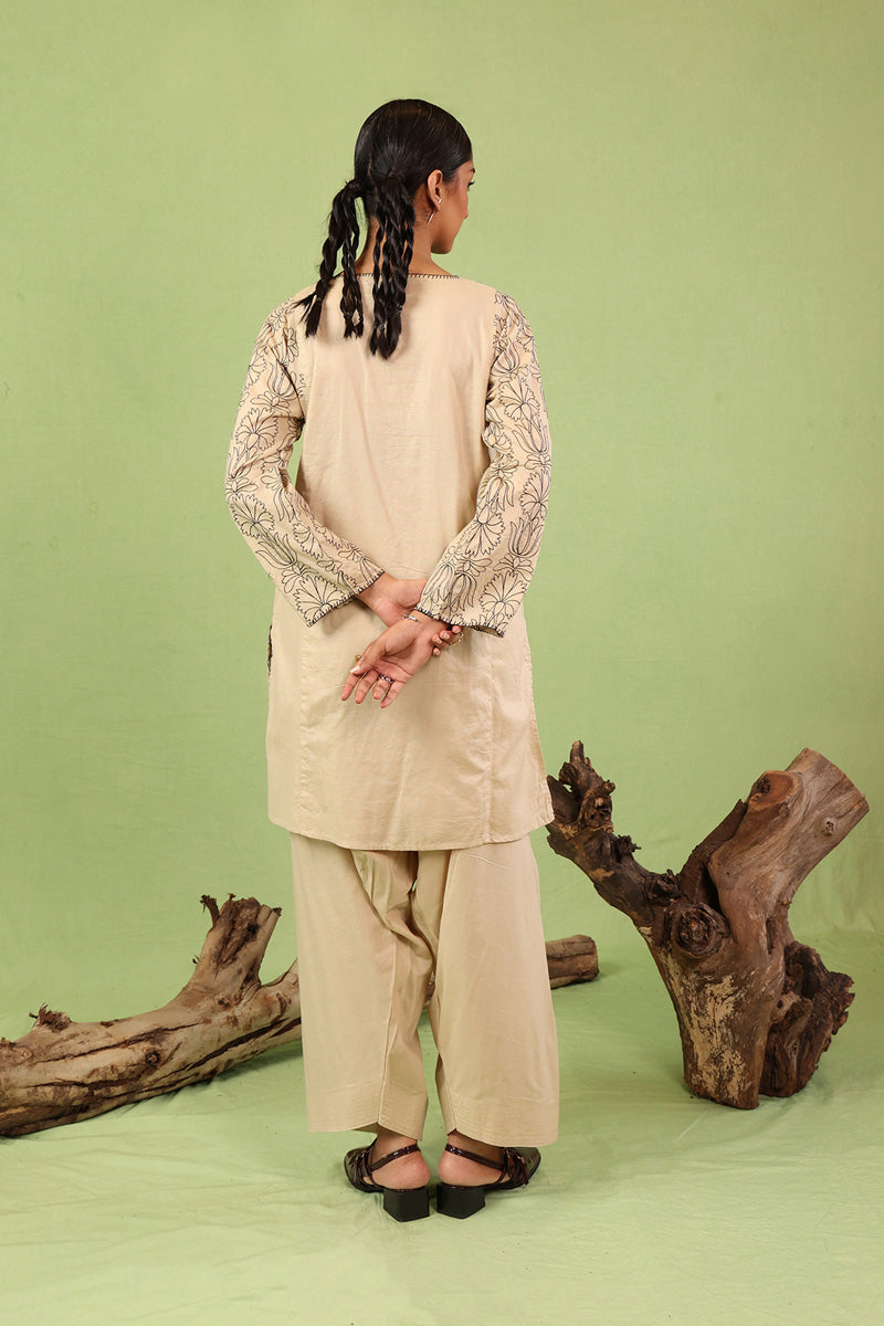 beige