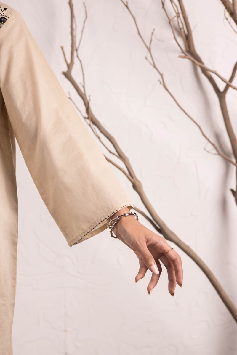 beige