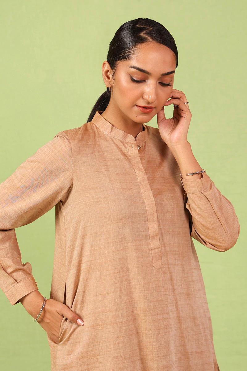 beige