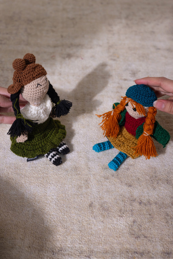 Choti Gudi Hand-Crochet