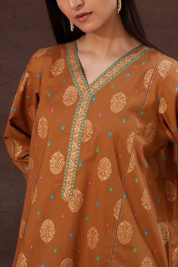 Zeenat Golden Haze Set