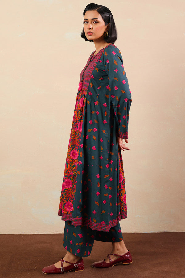Aarified Classic Flared Set