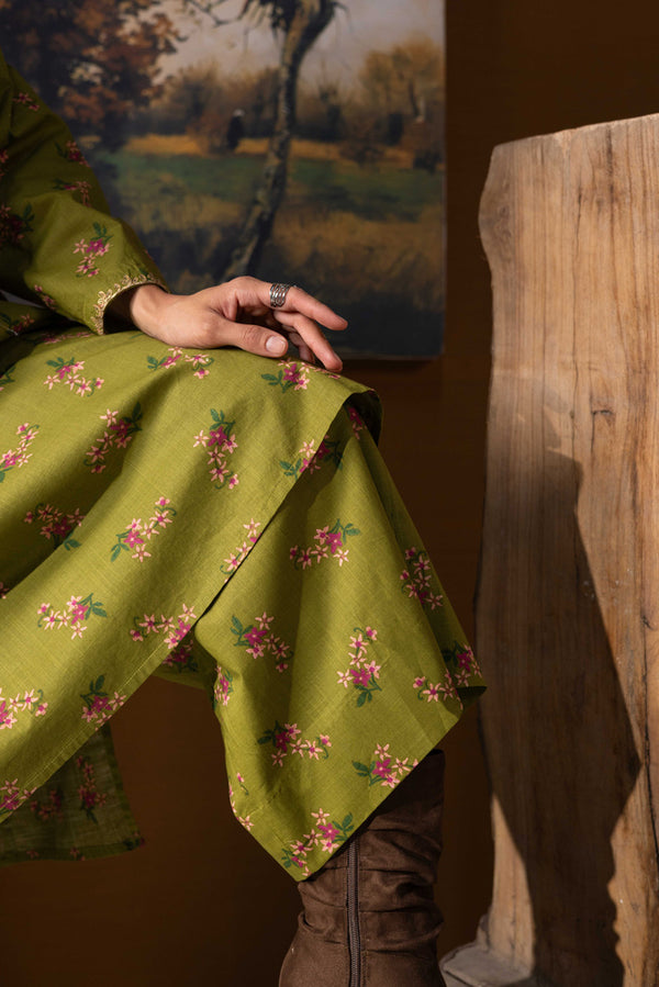 Gilded Polish Garden Set