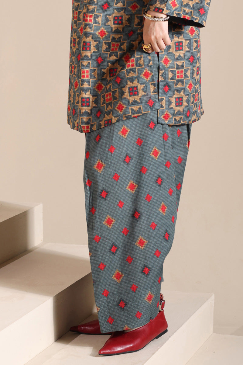 Woven Stories Signature Set