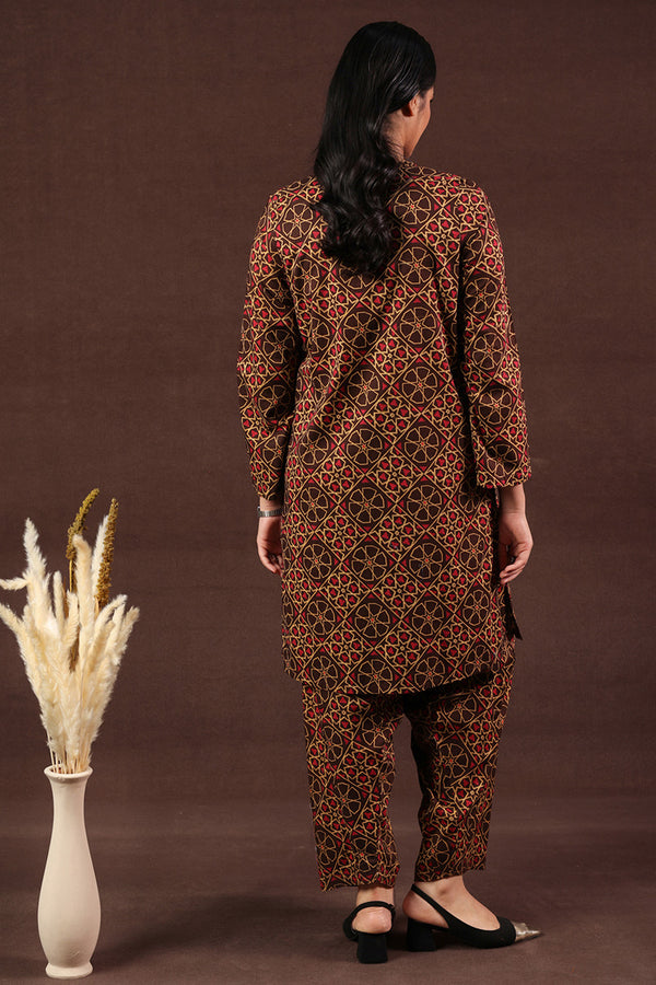 Jaal Tassel Whisper Set