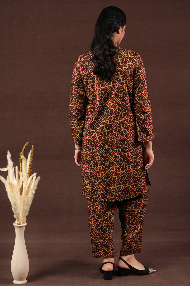 Jaal Tassel Whisper Set