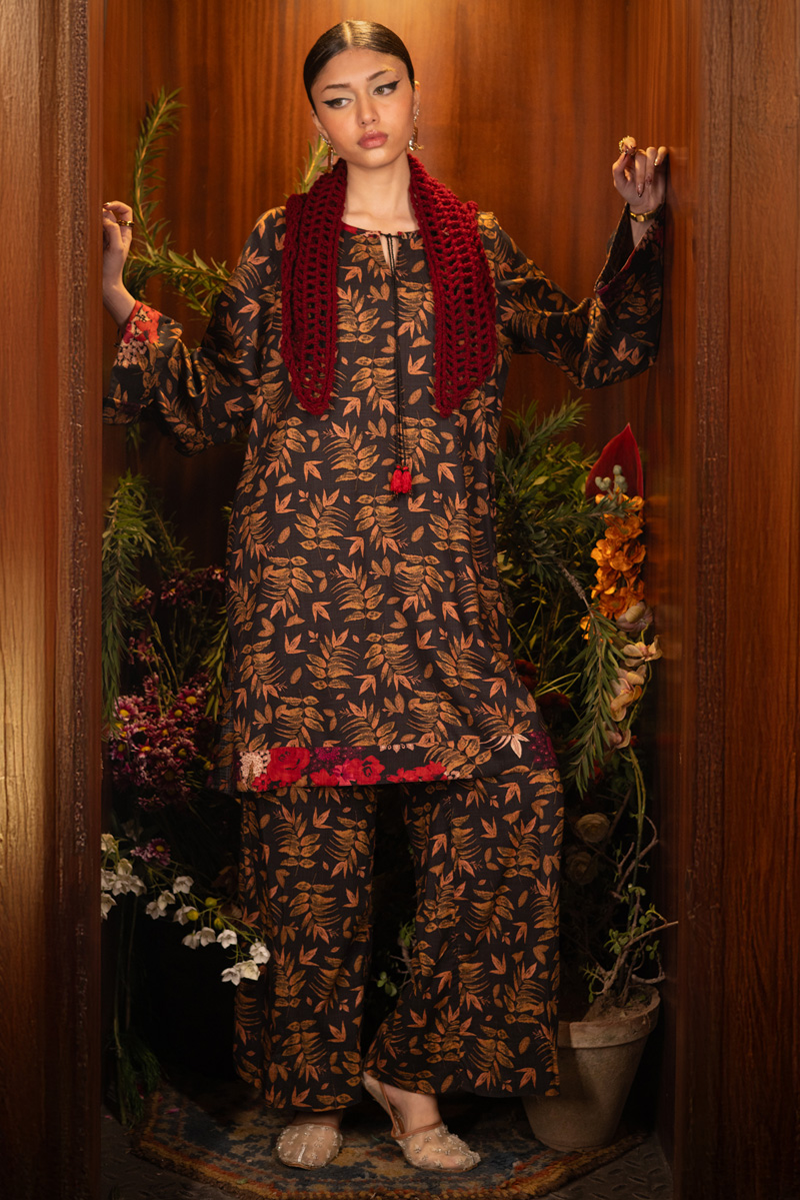 Vibrant Roses Leaf Set