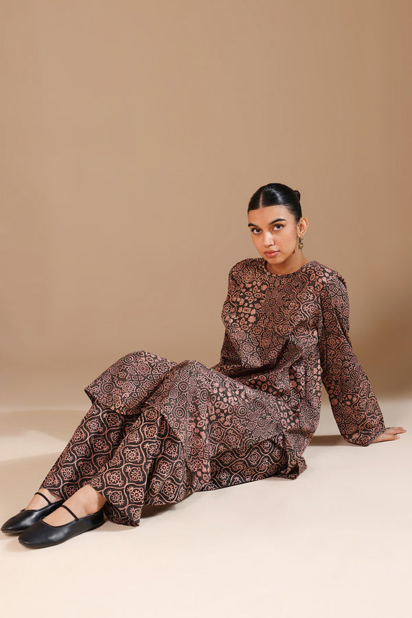 Ajrak Noir Ease Set