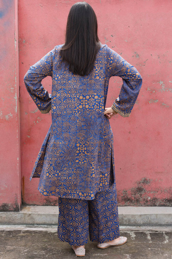 Ajrak Noir Thread play Set