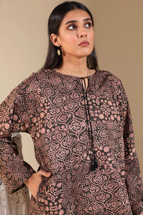 Ajrak Noir Tassel Trail Set