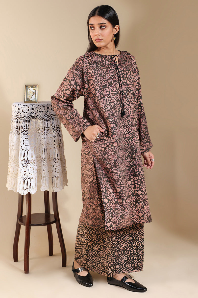 Ajrak Noir Tassel Trail Set