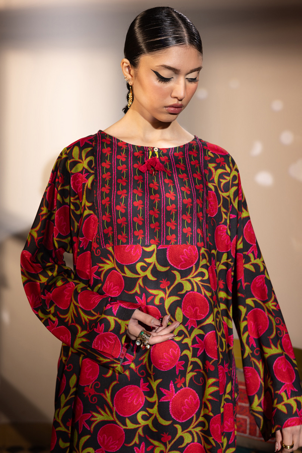 Tassel Touch Suzani Set