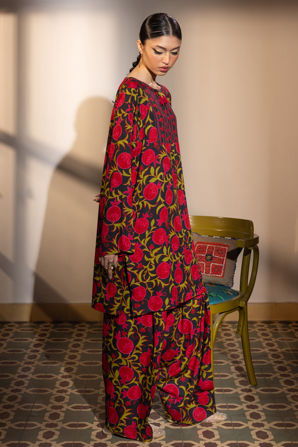 Tassel Touch Suzani Set